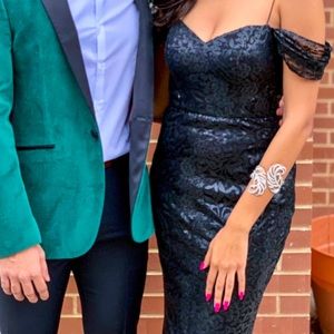 ✨ BLACK SEQUIN GOWN ✨